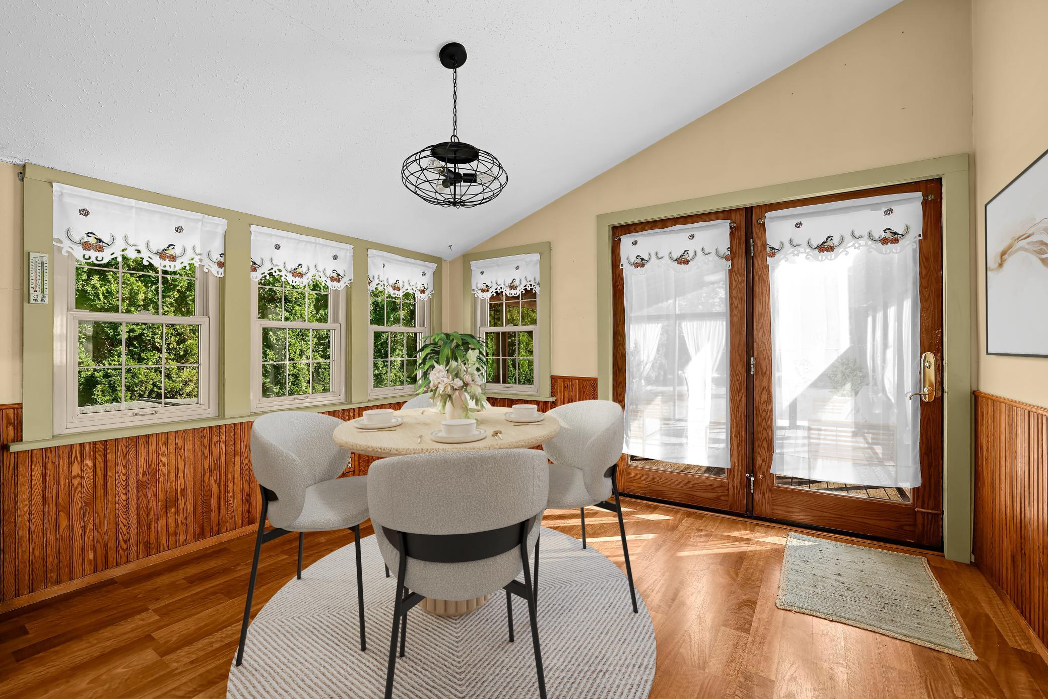 Virtually staged dining room