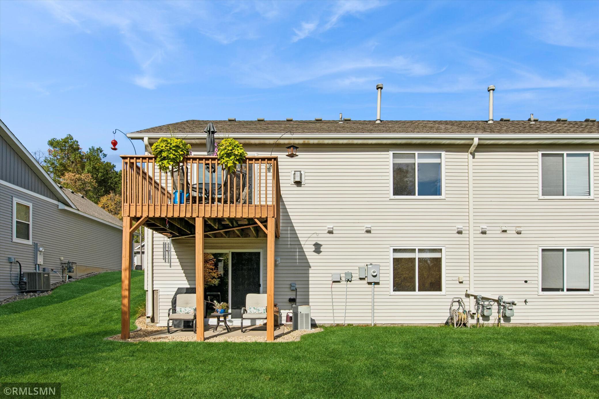 Back of townhome