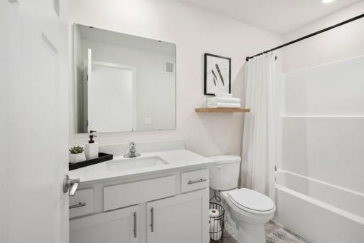 904 Spruce Circle N, Cambridge, MN 55008