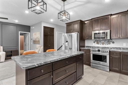 3415 Ten Oaks Street S, Cambridge, MN 55008