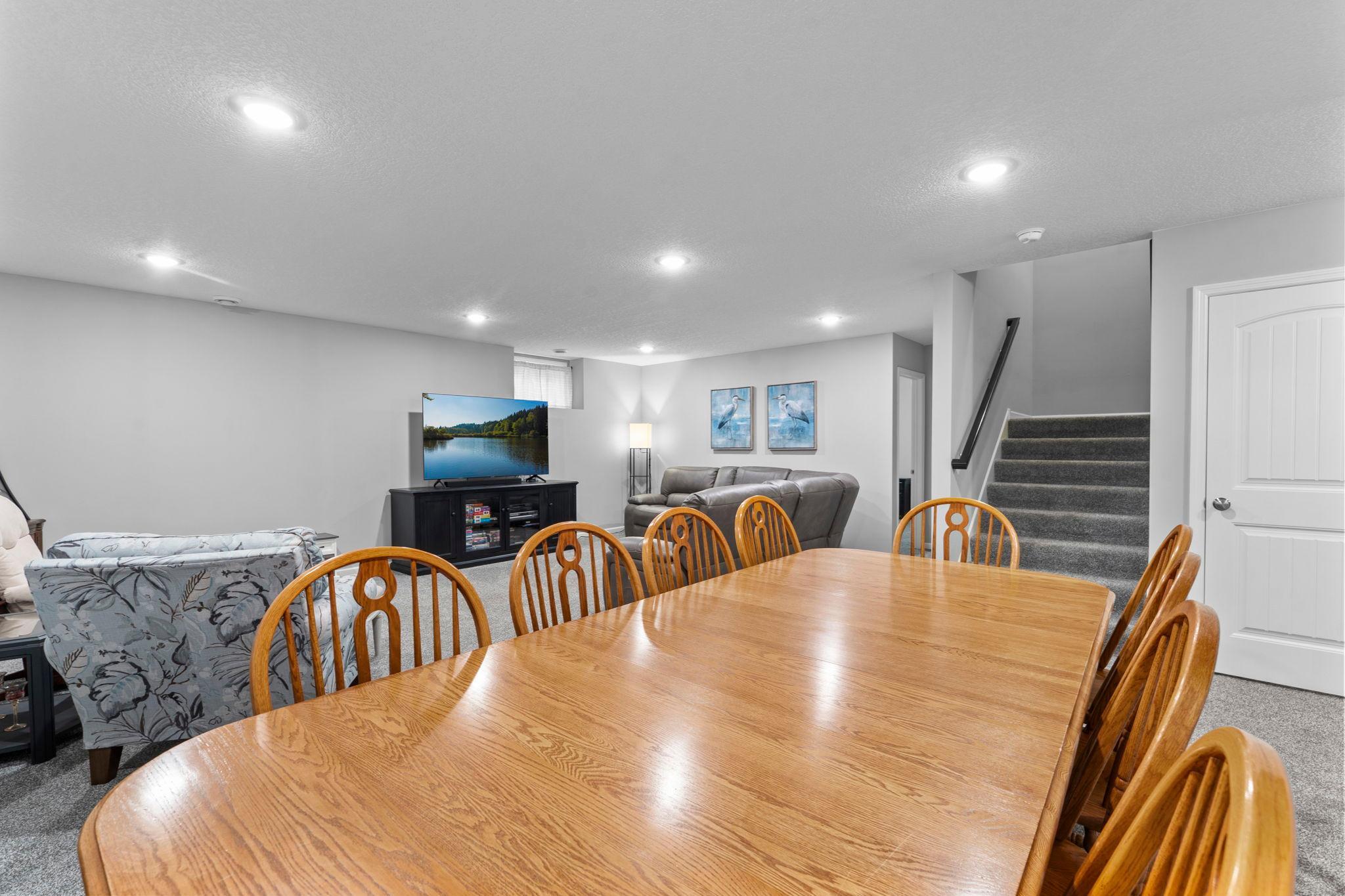 Plenty of room for extra seating for those friend and family gatherings.