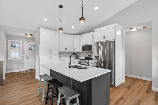38653 Hawthorne Avenue, North Branch, MN 55056