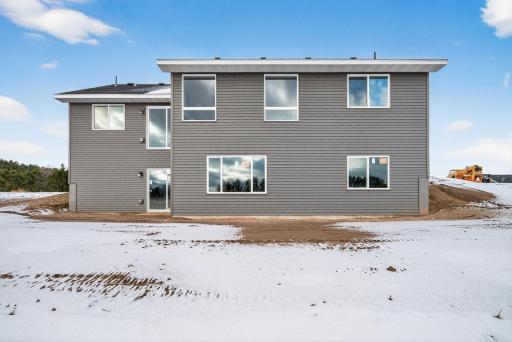 38653 Hawthorne Avenue, North Branch, MN 55056