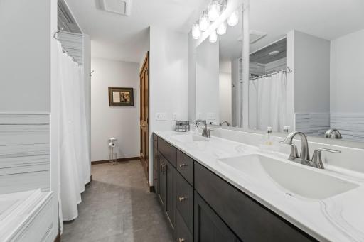 1473 Gilmore Valley Road, Winona, MN 55987
