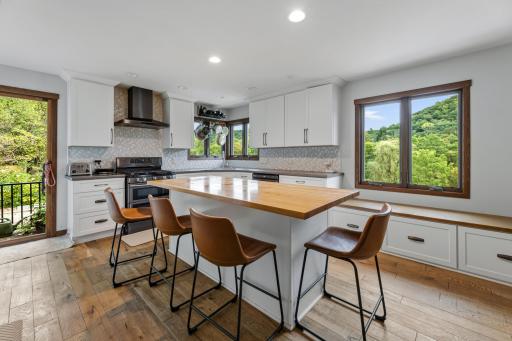 1473 Gilmore Valley Road, Winona, MN 55987