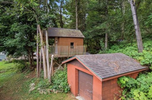 1473 Gilmore Valley Road, Winona, MN 55987