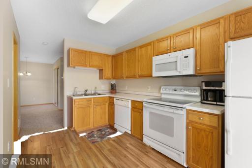 15718 Lower Fjord Way, Apple Valley, MN 55124