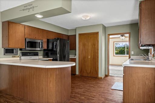 705 S 2nd Street, La Crescent, MN 55947
