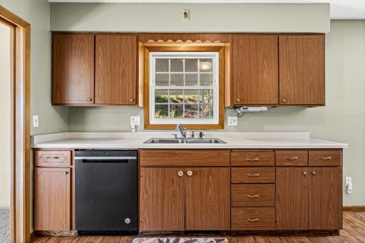 705 S 2nd Street, La Crescent, MN 55947