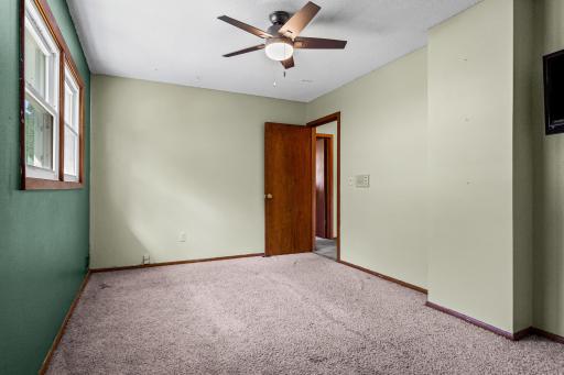 705 S 2nd Street, La Crescent, MN 55947