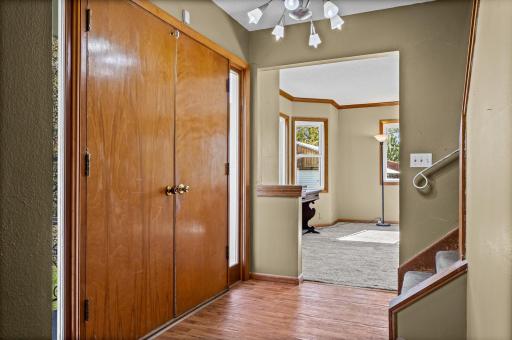 705 S 2nd Street, La Crescent, MN 55947