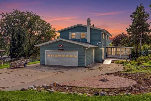 705 S 2nd Street, La Crescent, MN 55947
