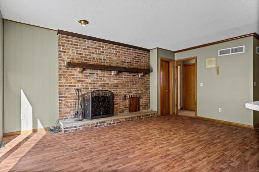 705 S 2nd Street, La Crescent, MN 55947