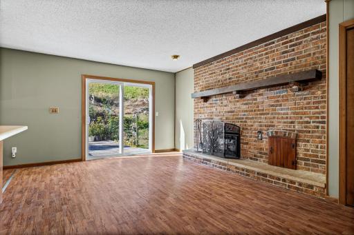 705 S 2nd Street, La Crescent, MN 55947