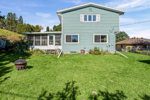 705 S 2nd Street, La Crescent, MN 55947