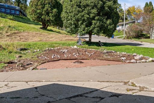 705 S 2nd Street, La Crescent, MN 55947