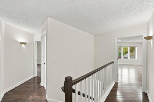4143 Cashell Glen, Eagan, MN 55122