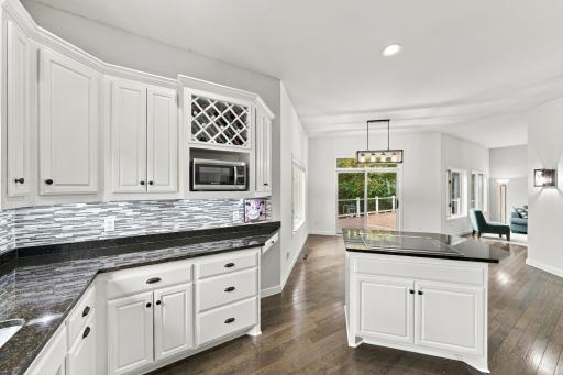 4143 Cashell Glen, Eagan, MN 55122