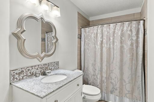 4143 Cashell Glen, Eagan, MN 55122
