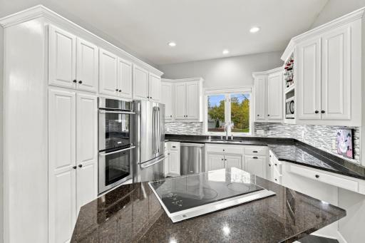4143 Cashell Glen, Eagan, MN 55122