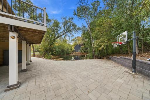 4143 Cashell Glen, Eagan, MN 55122