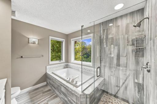53_4143 cashell glen_0221_autoremove_67906606.jpg