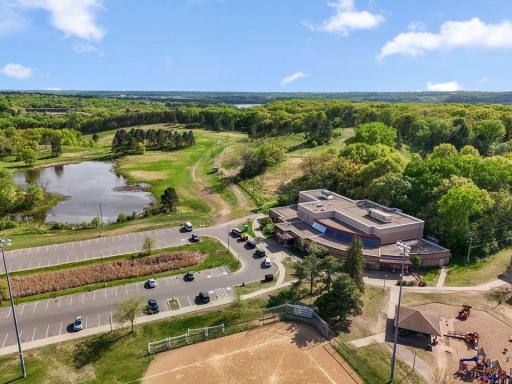 Only five minutes to the incredible Battle Creek Park Reserve with it's trails, dog park, waterpark, and recreational center!
