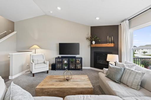 6199 Jasmine Bay S, Cottage Grove, MN 55016