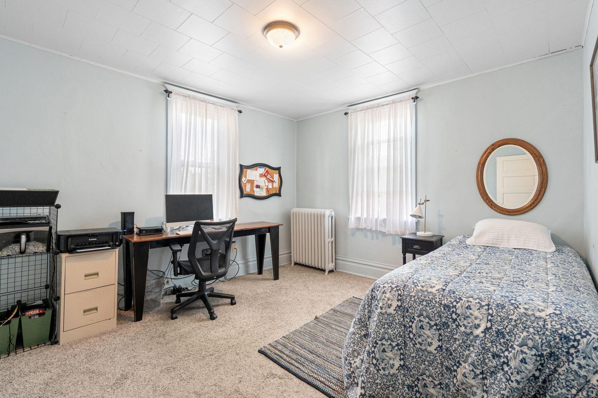 Photo 10
