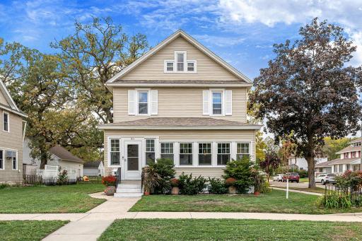 911 6th Street NW, Austin, MN 55912
