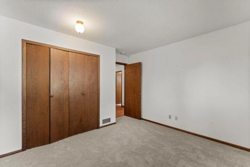 8365 Heather Avenue, Eden Prairie, MN 55347