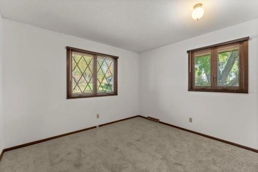 8365 Heather Avenue, Eden Prairie, MN 55347