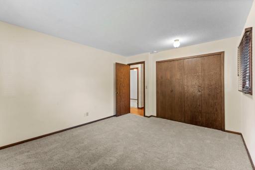 8365 Heather Avenue, Eden Prairie, MN 55347