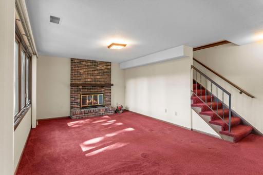 8365 Heather Avenue, Eden Prairie, MN 55347