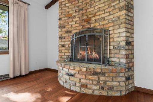 8365 Heather Avenue, Eden Prairie, MN 55347