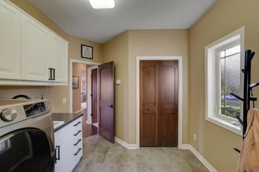 8710Photography-Web-Friendly-13187-Drumcliffe-Path-Rosemount-MN-55068-35.jpg