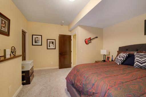 8710Photography-Web-Friendly-13187-Drumcliffe-Path-Rosemount-MN-55068-73.jpg