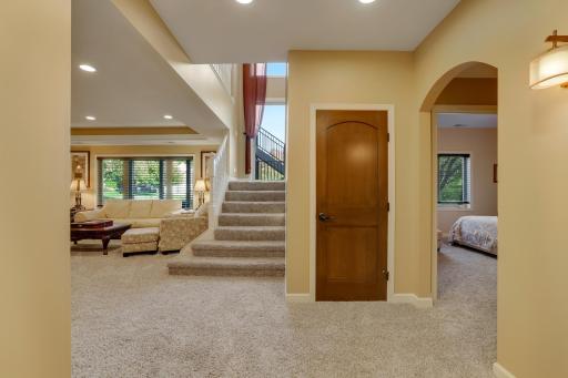 8710Photography-Web-Friendly-13187-Drumcliffe-Path-Rosemount-MN-55068-53.jpg