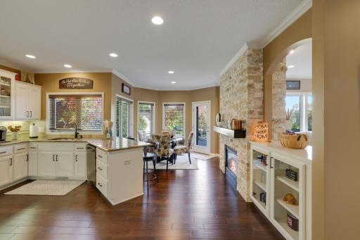 8710Photography-Web-Friendly-13187-Drumcliffe-Path-Rosemount-MN-55068-20.jpg