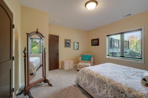 8710Photography-Web-Friendly-13187-Drumcliffe-Path-Rosemount-MN-55068-71.jpg