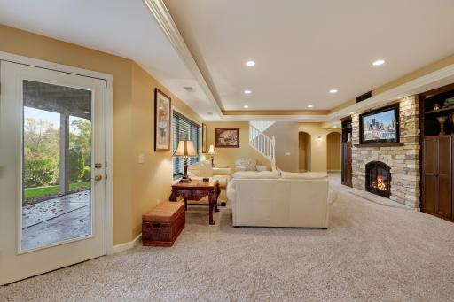 8710Photography-Web-Friendly-13187-Drumcliffe-Path-Rosemount-MN-55068-60.jpg