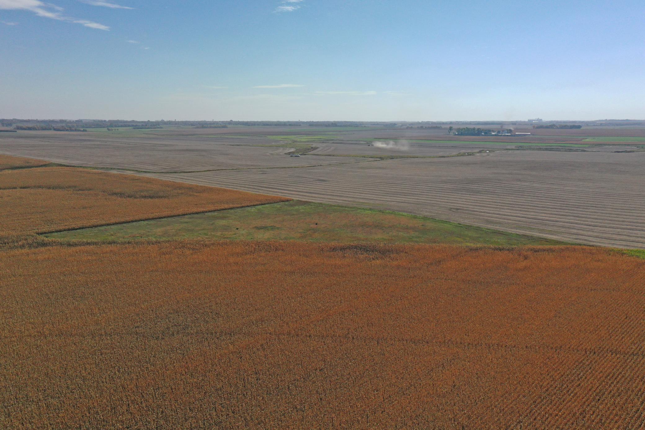 08-Pipestone-160-Aerial-08.JPG