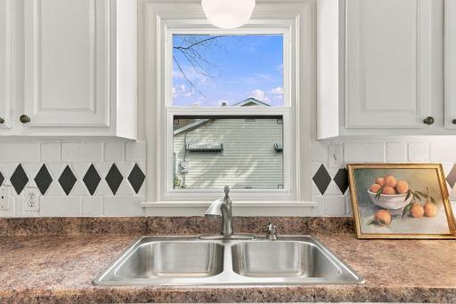 519 Doris Avenue, Shoreview, MN 55126