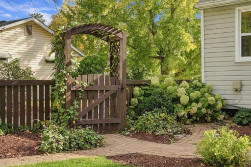 519 Doris Avenue, Shoreview, MN 55126