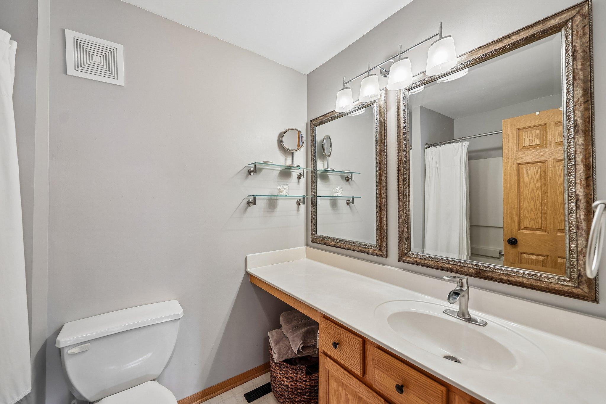 Primary Suite Bathroom