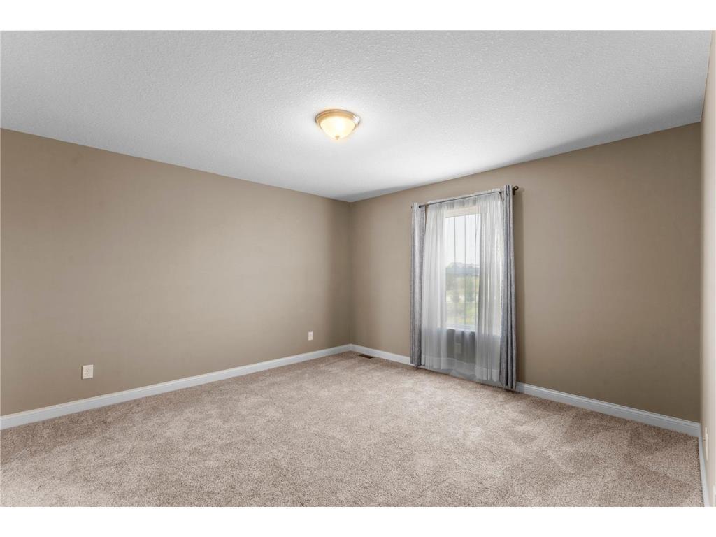 14 - 2nd of 6 bedrooms.jpeg