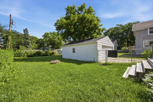 1111 8th Avenue N, Fargo, ND 58102
