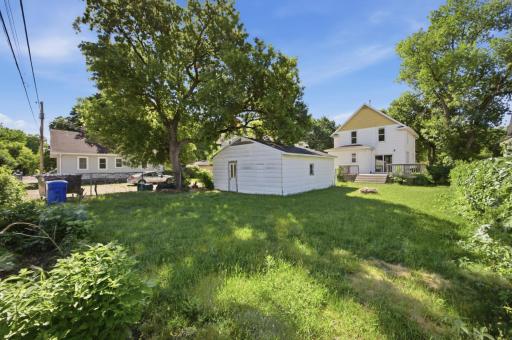 1111 8th Avenue N, Fargo, ND 58102