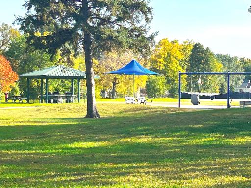 Next door is Bellevue Park. A great place to relax and play!