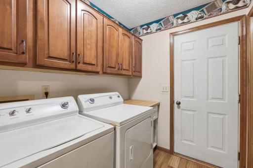 2354 Heights Avenue E, Maplewood, MN 55119